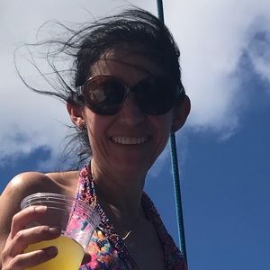 Meet your Posher, Dora